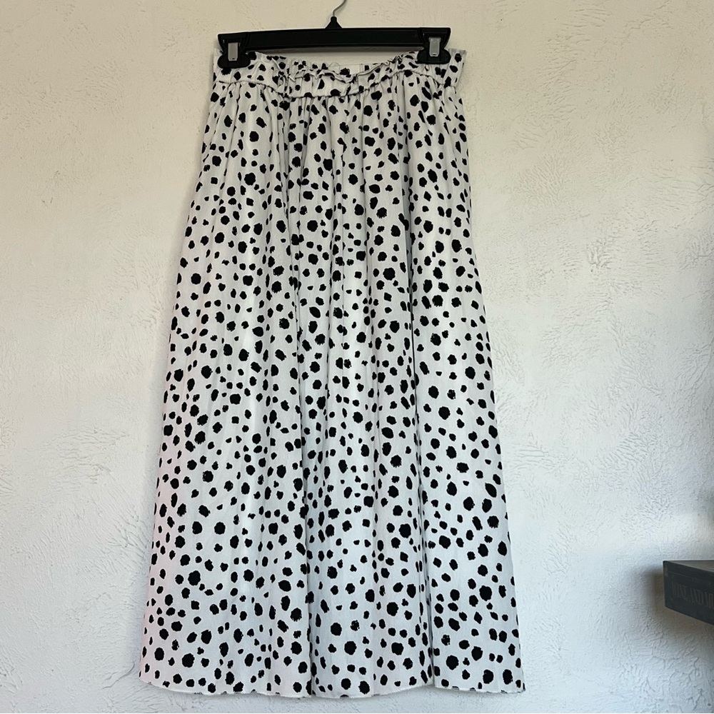 SHEIN Black and White Spotted A-Line Skirt